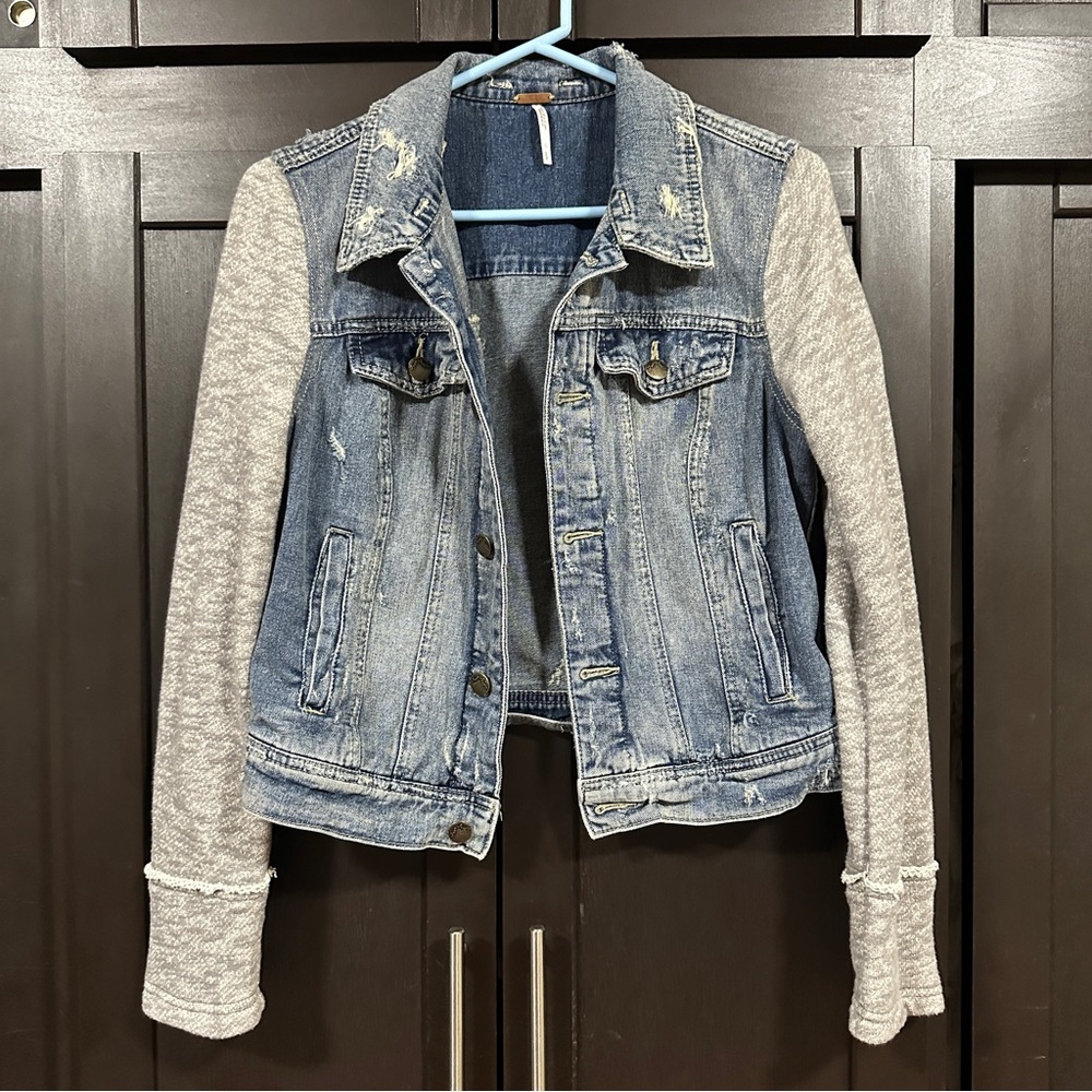 Women's Denim Jacket with Gray Knit Sleeves